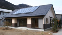 太陽エネルギーを充分に利用したソーラーハウス